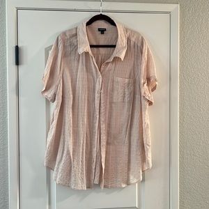 Torrid challis top, size 3 light pink worn twice